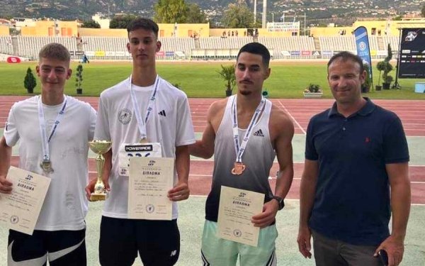 Nίκος Μεταξάς για Χάρη Αλιβιζάτο: ''Tεράστια η επιτυχία του! Μας γεμίζει με χαρά και αισιοδοξία'' (Ιnkefalonia 89,2)
