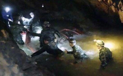 Καρέ καρέ το σχέδιο διάσωσης των παιδιών στην Ταϊλάνδη - Τρόμος για το «σημείο πνιγμού» - Παγκόσμια αγωνία