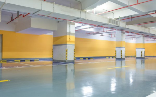 Βιομηχανικό δάπεδο: Πώς να επιλέξετε τον κατάλληλο τύπο ανάλογα με τη χρήση του χώρου