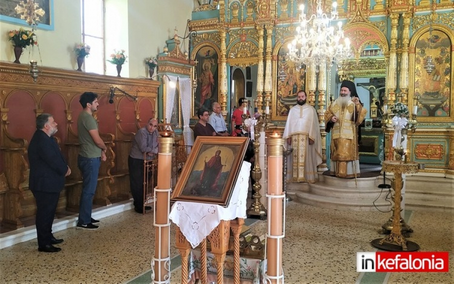 Στα Βλαχάτα σήμερα ο σεβ. Μητροπολίτης Κεφαλληνίας Δημήτριος – Τέλεσε όρθρο και Θεία Λειτουργία (εικόνες)