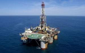 Υπογράφηκαν 4 συμβάσεις μίσθωσης για έρευνα και εκμετάλλευση υδρογονανθράκων