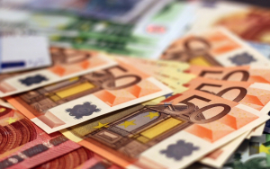 Επιστρεπτέα προκαταβολή: Πότε ξεκινά ο δεύτερος γύρος - Δικαιούχοι και αιτήσεις