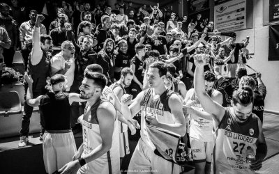 ΝΕΟΛ: Παρέμεινε στη Β' Εθνική - "Ραντεβού τη νέα χρόνια για να ζήσουμε πάλι μοναδικές στιγμές"