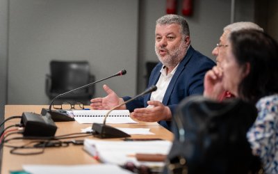 Θεόφιλος για Σιτεμπόρων : "Έχουν δίκιο οι επαγγελματίες" - Εγώ δεν μπορώ να τα βάλω με το Θεό, όπως λέει ότι θα έκανε ο Γιάννης Λυκούδης