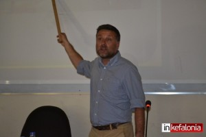 Ο Σταυρός Τραυλός στο σεισμολογικό συνέδριο στο Ληξούρι: «Ξεκινάει σύντομα ο προσεισμικός έλεγχος στα σχολεία της Κεφαλονιάς»