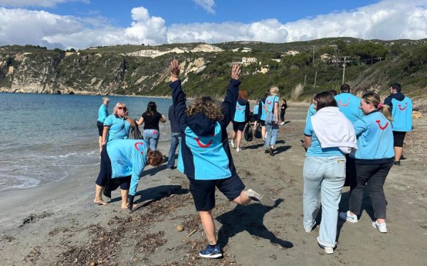 Εθελοντικός καθαρισμός στα Σπάσματα από την TUI & το KATSOURIS TRAVEL