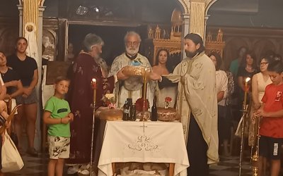 Γιορτάζουν τα Χαυδάτα! Ο Εσπερινός των Δώδεκα Αποστόλων