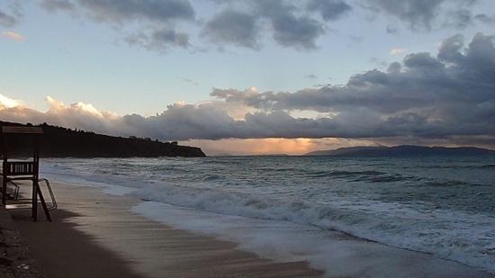 Οι παραλίες μας τον χειμώνα (Λουρδάς)