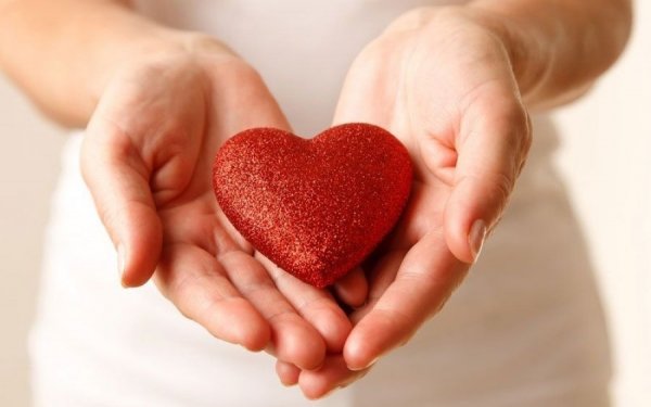 Ο Αγιος Λουκάς ο Ιατρός (Συμφερουπόλεως) ευχαριστεί και ενημερώνει