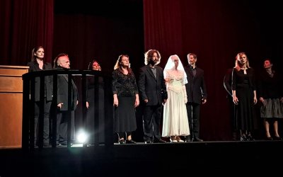 Η Δρ. Άννα Αυγουστάτου για την παράσταση "Ο Γάμος"