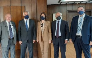 Ο Πρόεδρος της ΠΕΔ-ΙΝ με Επιτροπή Δημάρχων στον Υπουργό Εσωτερικών Μάκη Βορίδη για τα επείγοντα προβλήματα των Δήμων μας.