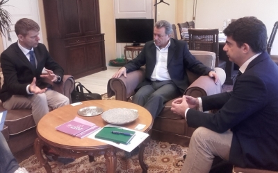 Με τον υπεύθυνο της γαλλικής πολυεθνικής εταιρείας πετρελαίου και φυσικού αερίου TOTAL E &P συναντήθηκε ο Περιφερειάρχης