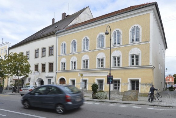 Γκρεμίζεται το σπίτι του Χίτλερ στην Αυστρία!