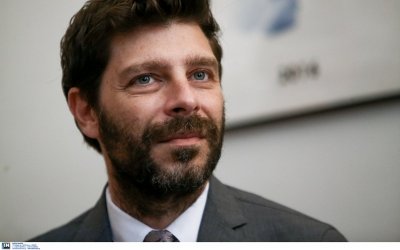 Νικόλας Γιατρομανωλάκης : Ο πρώτος open gay υπουργός της Ελλάδας, η επιλογή του Μητσοτάκη