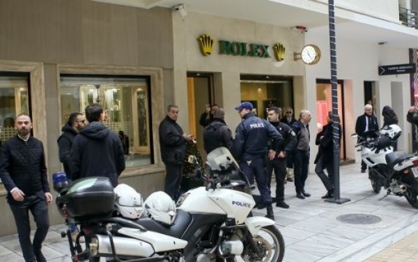 Κινηματογραφική ληστεία στο κατάστημα της Rolex στην Αθήνα