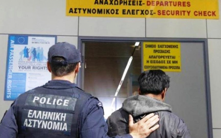 Συλλήψεις στα αεροδρόμια της Κεφαλονιάς και της Κέρκυρας