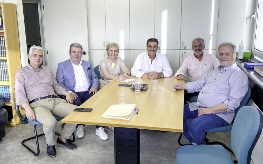 Ο Γ. Αλεξανδράτος εξελέγη πρόεδρος της Πανελλήνιας Ένωσης Διευθυντών Πρωτοβάθμιας και Δευτεροβάθμιας Εκπαίδευσης