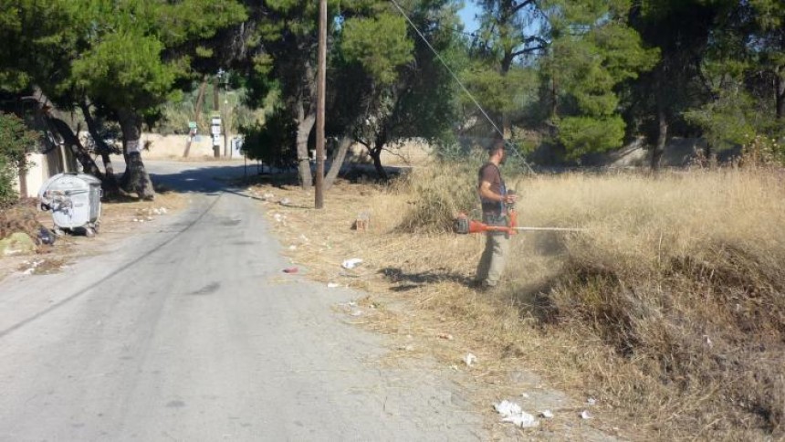Δήμος: " Πρόστιμο σε όσους δεν καθαρίσουν τα οικόπεδά τους απο τα ξερά χορτάρια και σκουπίδια"
