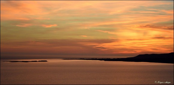 Ηλιοβασίλεμα από την Καλλιθέα στη Λακήθρα