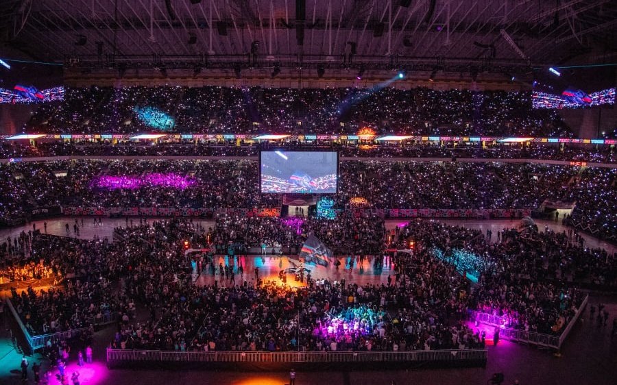 NBA: Έσπασαν όλα τα ρεκόρ προσέλευσης με πάνω από 68.000 θεατές
