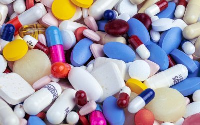 Συνταγογράφηση λιγότερων αντιβιοτικών η λύση για τα υπερβακτήρια