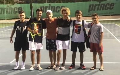 Μπράβο σας! Στο κυρίως ταμπλό στο Πανελλήνιο Πρωτάθλημα τένις της Τρίπολης, η φοβερή εξάδα απο την Κεφαλονιά (εικόνα)