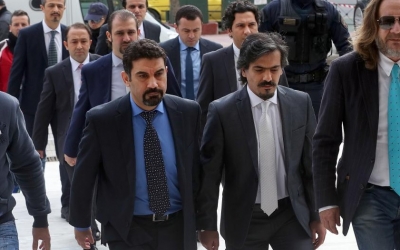 Η Τουρκία επικήρυξε τους 8 στρατιωτικούς για 700.000 ευρώ έκαστος!