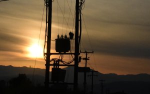 Με αίτηση στον ΔΕΔΔΗΕ η επιδότηση ρεύματος σε επιχειρήσεις - Πότε ξεκινάει