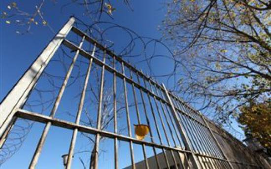 Στη φυλακή Έλληνας παίκτης ριάλιτι για το διπλό φονικό στην Κρήτη
