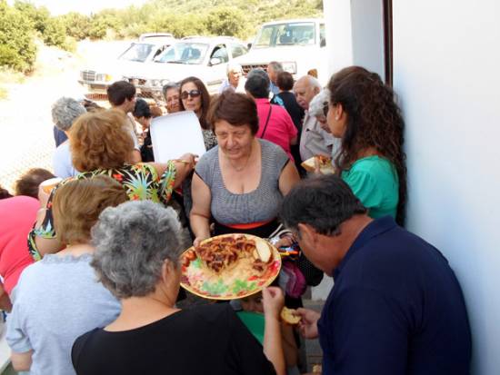 Εικόνες απο την γιορτή των Αγίων Αναργύρων στα Περατάτα