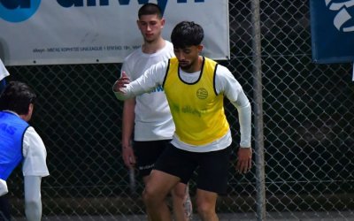 Στην Εθνική socca και στο Euro 2026 ο νεαρός Χαράλαμπος Μουρελάτος!