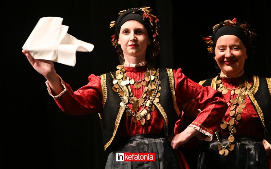 Μεγάλη ανταπόκριση στην εκδήλωση του ΠΣ «Ρόιδο» – Οι ευχαριστίες μετά την παράσταση «Στης Μνήμης τα Μονοπάτια»