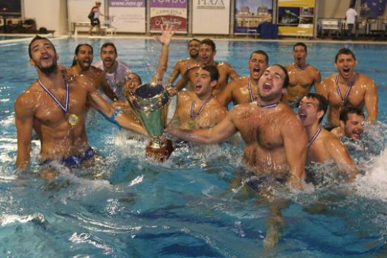 Πόλο: Το σήκωσε ο Κεφαλλονίτης Τεό Λοράντος - Νταμπλούχος η Βουλιαγμένη