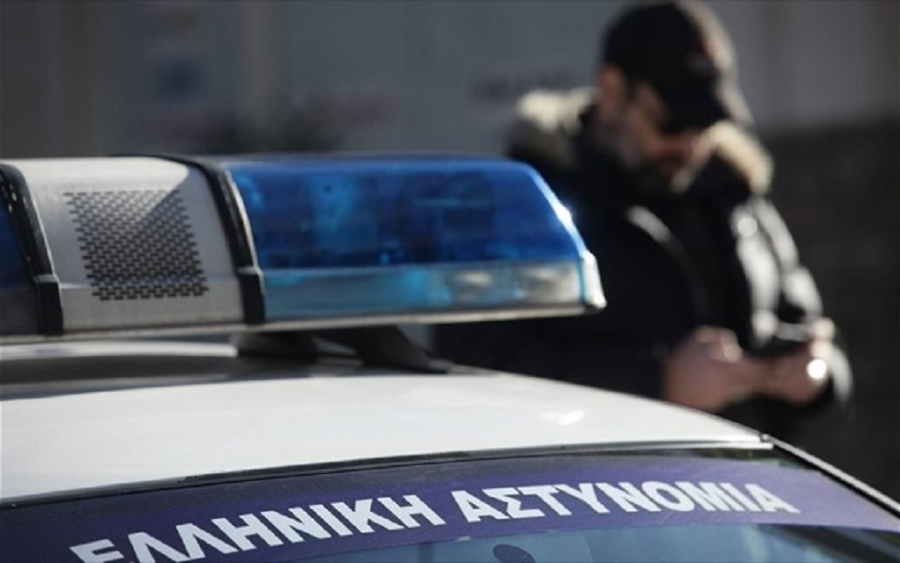 Συλλήψεις 12 αλλοδαπών στα αεροδρόμια Κεφαλονιάς και Κέρκυρας