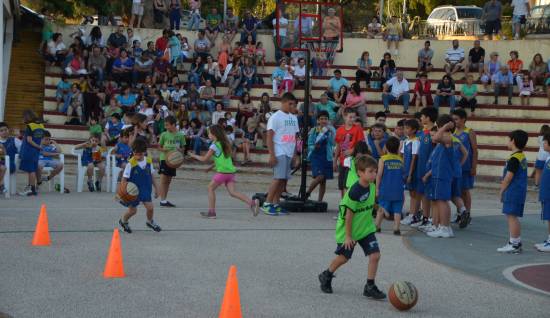 Τουρνουά ΑΣΚ «Γ. & Μ. Βεργωτή»: Οι… μπόμπιρες του μπάσκετ κέρδισαν το χειροκρότημα!