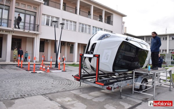 "Βάλε ζώνη...υπάρχει λόγος!" Βιωματική εκπαίδευση στο Αργοστόλι με την συνδρομή του Ινστιτούτου Οδικής Ασφάλειας "Πάνος Μυλωνάς" (Εικόνες/video)