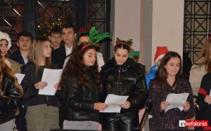 «Ζέστανε» το Αργοστόλι η χριστουγεννιάτικη εκδήλωση του 3ου Γυμνασίου! (εικόνες/video)
