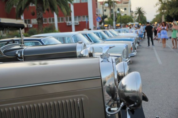 Το... "κλασικό" βγήκε βόλτα στο Αργοστόλι! (εικόνες)