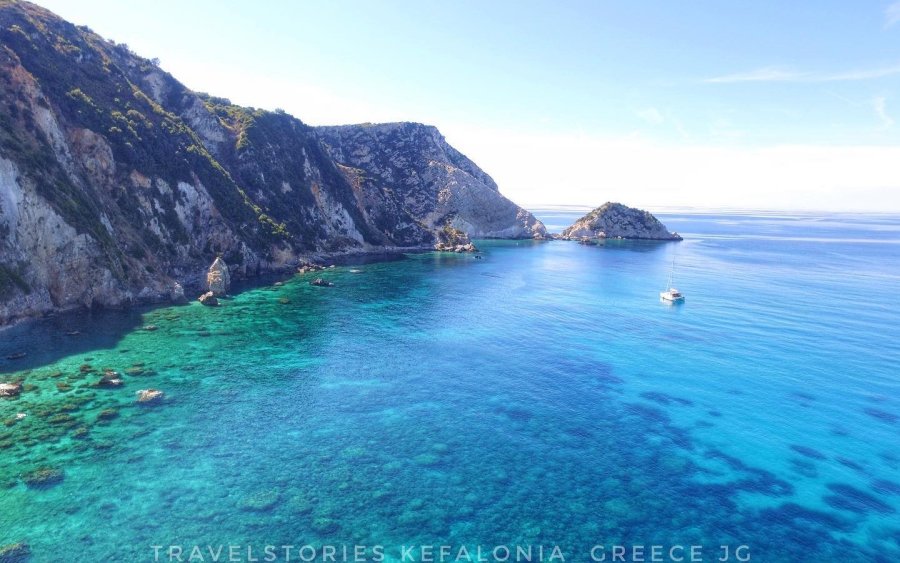 Το τιρκουάζ των Πετανών... απλά μαγεία! (video)