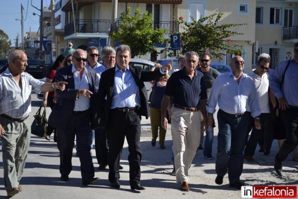 Με παράπονα για τις καθυστερήσεις στα έργα αλλά και στις αποζημιώσεις υποδέχτηκαν τον Χρυσοχοΐδη στο Ληξούρι (εικόνες + βίντεο)