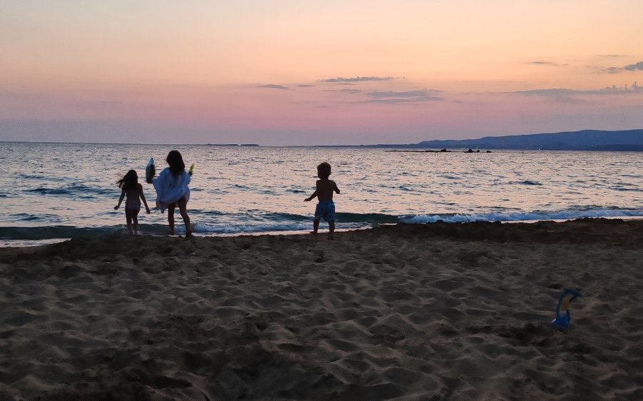 ΚΕΔΑΣΥ Κεφαλληνίας: Ιούνιος στην Κεφαλονιά: Μια γλυκιά μετάβαση γεμάτη φροντίδα, φύση και ενσυναίσθηση