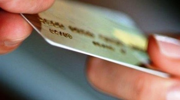 «Τέλος» στο μπλόκο για συναλλαγές από το Internet μέσω καρτών με το εξωτερικό