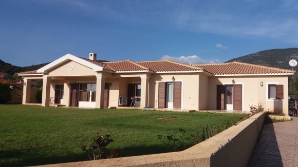 Πωλείται μονοκατοικία στα Περατάτα