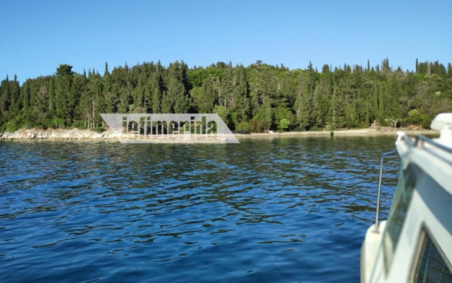 Νήσος Σπάρτη: Το άγνωστο νησάκι που ανήκε στον Αριστοτέλη Ωνάση -Ετοίμαζε δεύτερο Σκορπιό για τον γιο του, Αλέξανδρο [εικόνες]