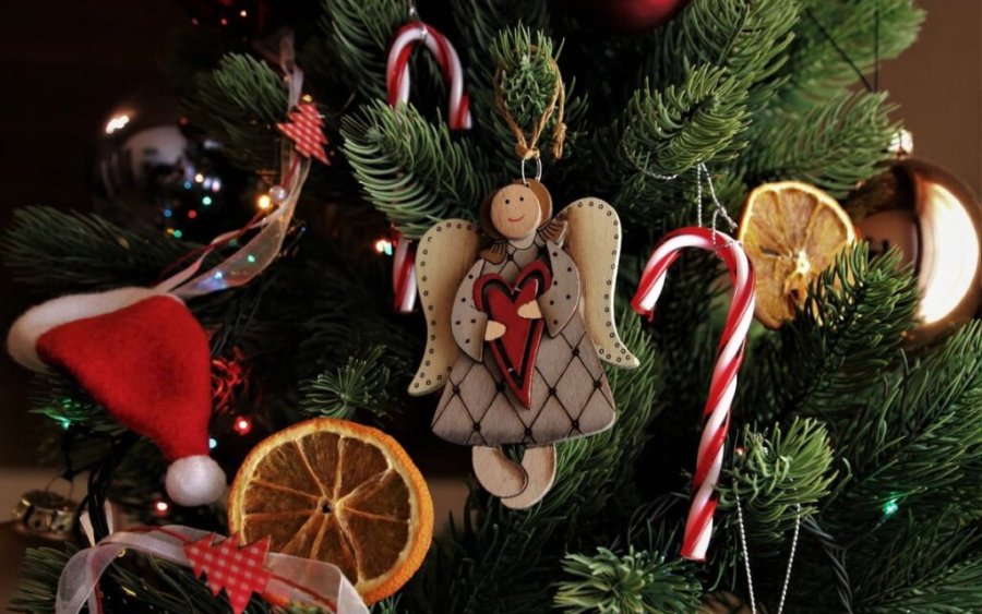 Εορτολόγιο: Χριστούγεννα η μεγάλη γιορτή της Ορθοδοξίας – Ποιοι γιορτάζουν σήμερα 25 Δεκεμβρίου