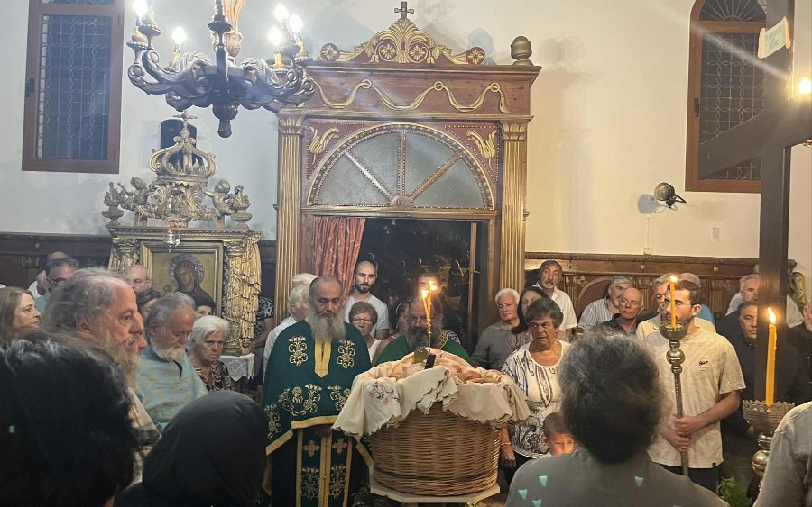 Ιερά Μονή Εσταυρωμένου - Πεσσάδα: Ο Μέγας Πανηγυρικός Εσπερινός για την εορτή της Υψώσεως του Τιμίου Σταυρού