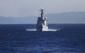 Κρήτη: Κρούσματα κορονοϊού σε φρεγάτα του Πολεμικού Ναυτικού