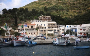 Οι Φούρνοι γίνονται το πρώτο ενεργειακά αυτόνομο νησί