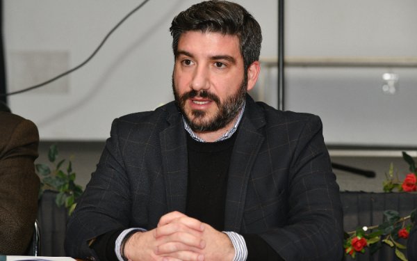 Έτσι θα γίνει το πασχαλινό GIVEAWAY του Επιμελητηρίου (Σπύρος Κατσούρης στον COSMOS 96,5)