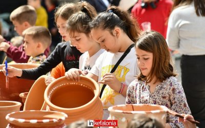 Βάφτηκαν οι Μπότηδες στην Πλατεία Καμπάνας!